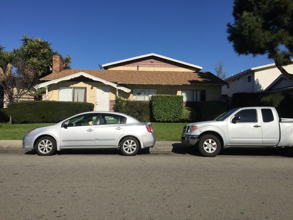 The Bandera Apartments in Montclair, CA - Building Photo