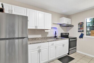 32 Norwood Dr in Pensacola, FL - Building Photo - Building Photo