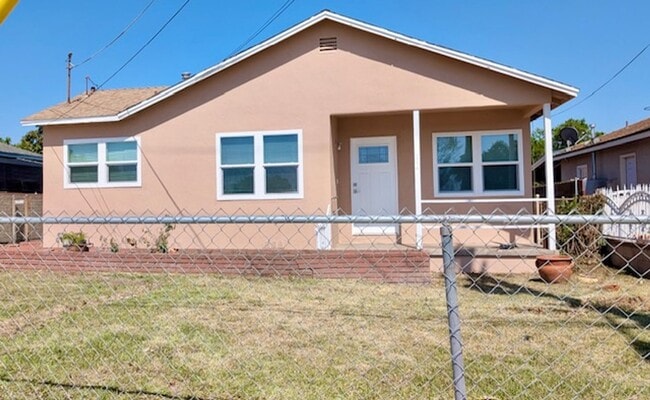 property at 214 N Vernon Ave