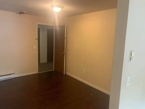 5 Turnpike in Townsend, MA - Building Photo - Building Photo