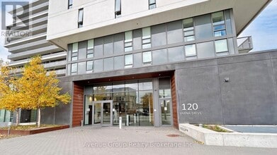 120 Varna Dr in Toronto, ON - Building Photo - Building Photo