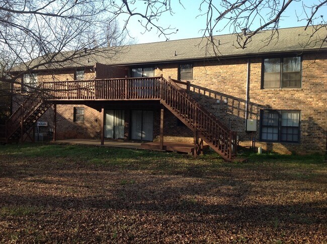 107 Barrington Dr, Unit 1 in Athens, GA - Building Photo - Building Photo