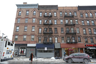 493 Amsterdam Ave in New York, NY - Building Photo - Building Photo