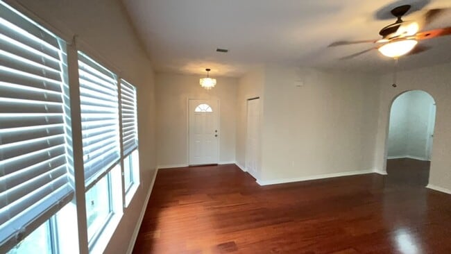 2081 NW 101st St in Gainesville, FL - Building Photo - Building Photo