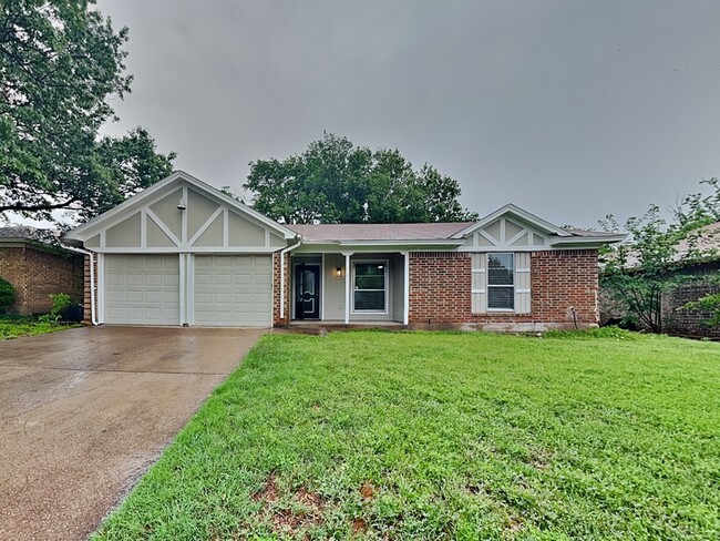 property at 521 Lottie Ln