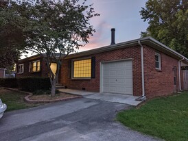 302 Mitchell Ave in Smyrna, TN - Building Photo