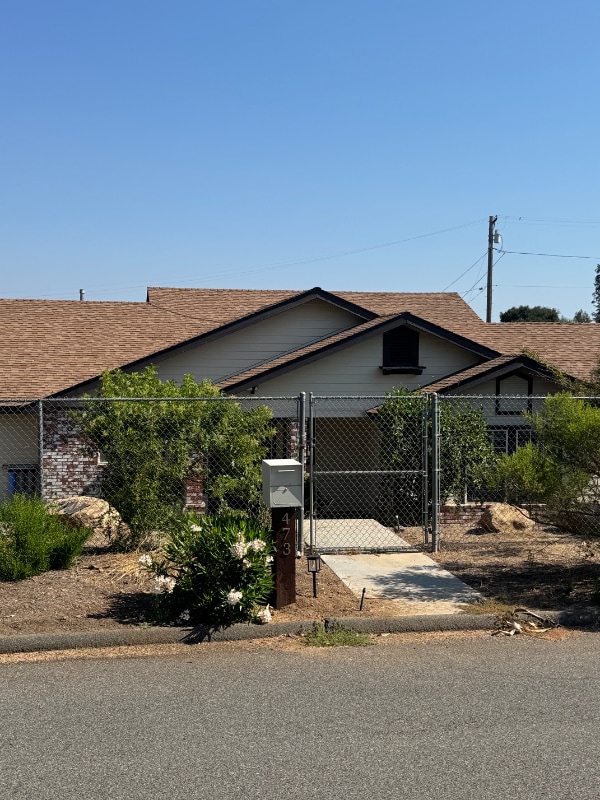 473 Ali Way in Fallbrook, CA - Building Photo - Building Photo