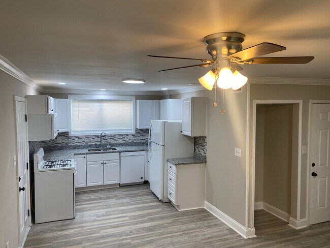3567 Adams St in College Park, GA - Building Photo - Building Photo