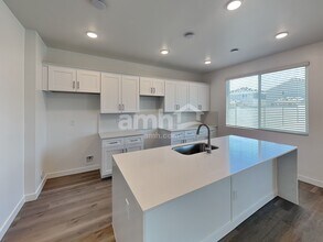 9725 W Luxton Ln in Tolleson, AZ - Building Photo - Building Photo
