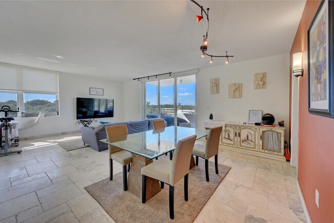 888 Intracoastal Dr, Unit 4F