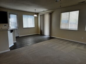 1847 Vintage Cir in Oakdale, CA - Building Photo - Building Photo