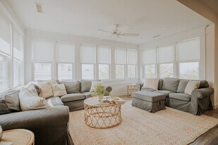 3 S Surrey Ave in Ventnor City, NJ - Building Photo