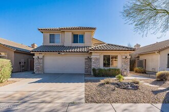2017 E Creedance Blvd in Phoenix, AZ - Building Photo - Building Photo