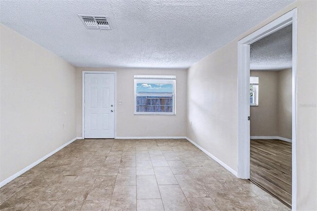 5439 Oceanic Rd in Holiday, FL - Building Photo - Building Photo