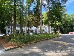 4 Willow Bridge Dr in Durham, NC - Building Photo - Building Photo