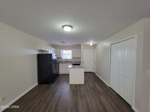 5820 Hickory St in Panama City, FL - Building Photo - Building Photo