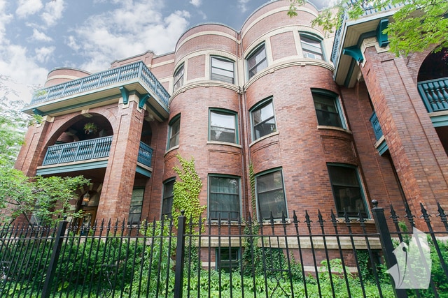 property at 901 W Gordon Terrace