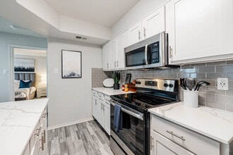 Villas at Chase Oaks in Plano, TX - Building Photo - Building Photo