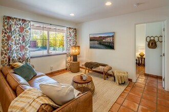 1312 E Gutierrez St in Santa Barbara, CA - Building Photo - Building Photo