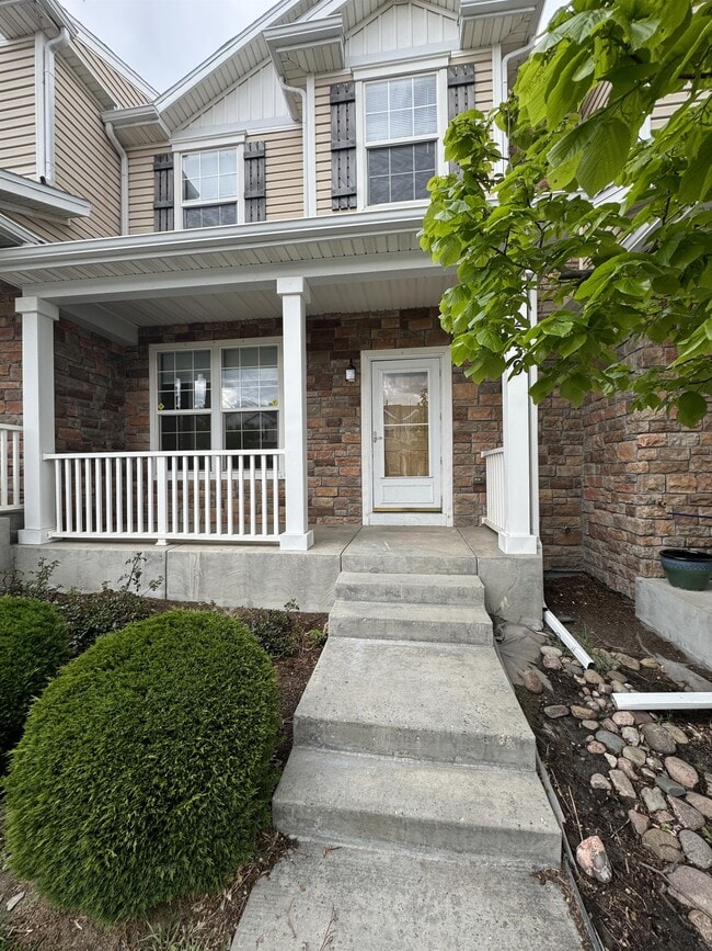 property at 2039 Creekridge Point