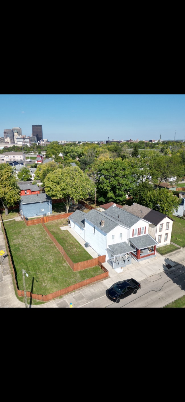 213 Burns Ave in Dayton, OH - Building Photo - Building Photo