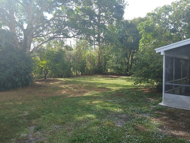 7401 Paso Robles Blvd in Fort Pierce, FL - Building Photo - Building Photo