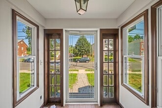 124 W Grand St in Roselle Park, NJ - Building Photo - Building Photo