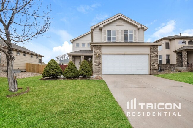 property at 12521 Clermont St