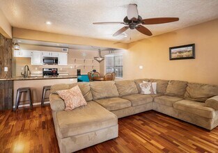 717 Sagewood Ct SE in Albuquerque, NM - Building Photo - Building Photo