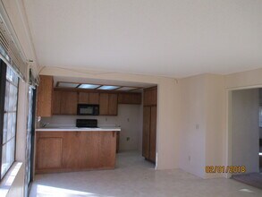 1512 N B Ct in Lompoc, CA - Building Photo - Building Photo