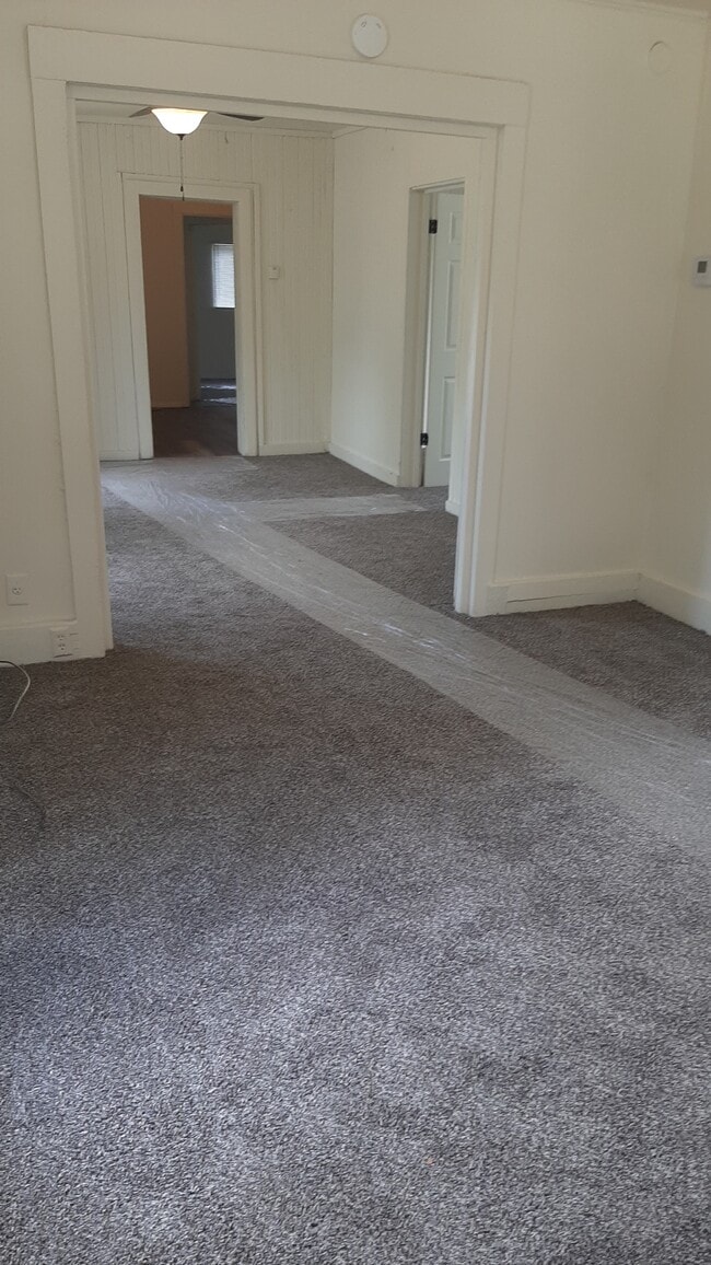 1250 N Jefferson Ave in Wichita, KS - Building Photo - Building Photo