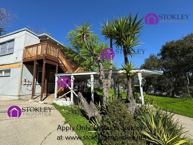 property at 11 Carquinez Scenic Dr