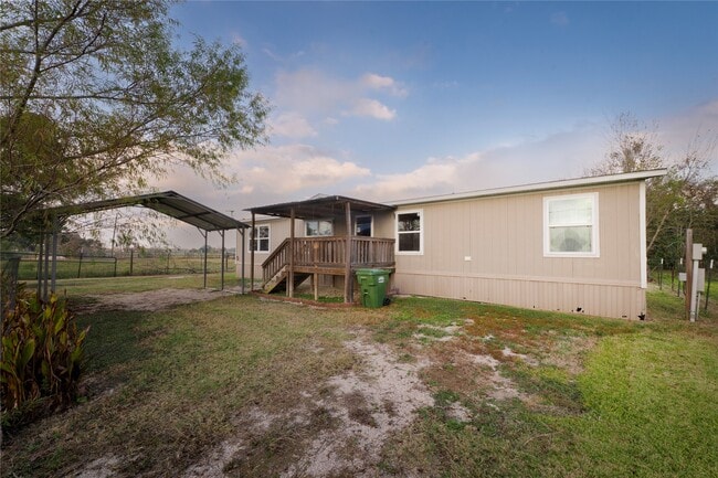 1170 County Rd 603 in Dayton, TX - Building Photo - Building Photo