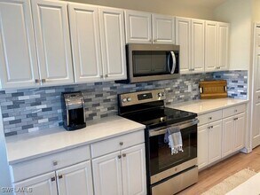 1400 Tiffany Ln in Naples, FL - Building Photo - Building Photo