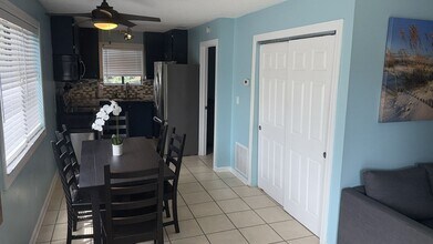 206 10th St in St. Augustine, FL - Building Photo - Building Photo