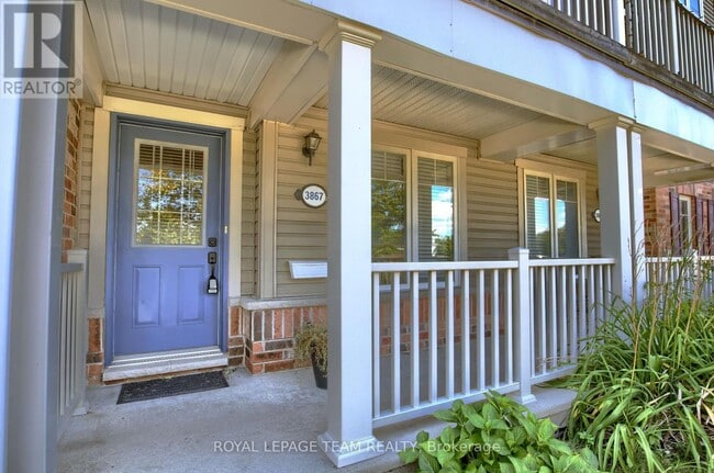 3867 Strandherd Dr in Ottawa, ON - Building Photo - Building Photo