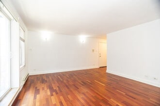 2622 W Catalpa Ave, Unit #7 in Chicago, IL - Building Photo - Building Photo