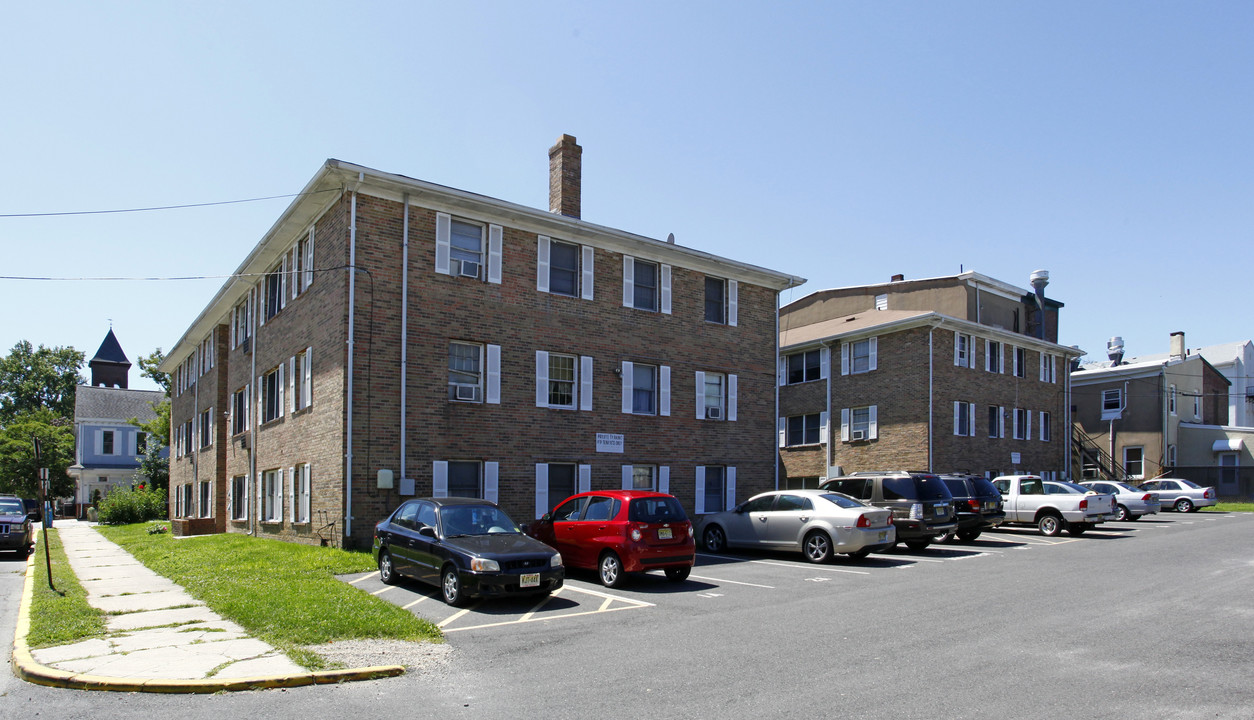 Bonaparte Apartments in Bordentown, NJ - Building Photo