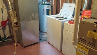 416 E Cedar St, Unit #1 in Vermillion, SD - Building Photo