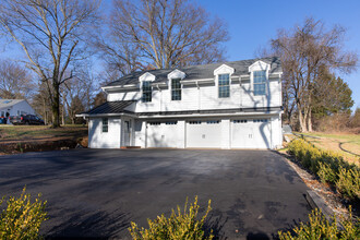 301 Old Kennett Rd, Unit B in Wilmington, DE - Building Photo - Building Photo