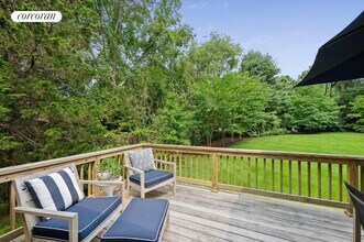 6 Briarsweet Ln in East Hampton, NY - Building Photo - Building Photo