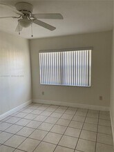 18280 Mediterranean Blvd in Hialeah, FL - Building Photo - Building Photo