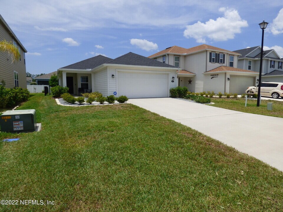 313 Bluejack Ln in St. Augustine, FL - Building Photo