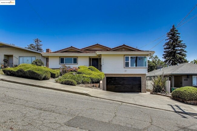 4034 Rhoda Ave in Oakland, CA - Building Photo - Building Photo