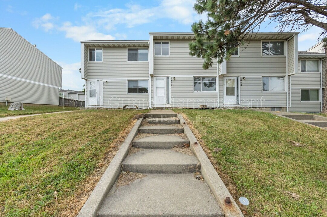 1810 S Cleveland Ave in Sioux Falls, SD - Building Photo