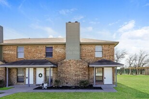 5931 Shadydell Dr in Fort Worth, TX - Building Photo
