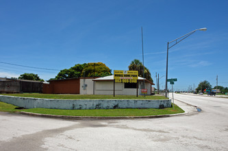 Palms Mobile Home Park in Auburndale, FL - Building Photo - Building Photo