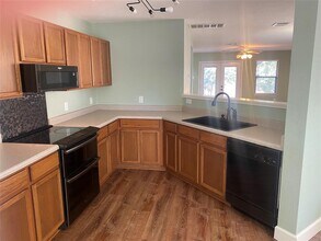 5628 War Admiral Dr in Austin, TX - Building Photo - Building Photo