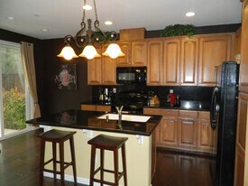 1203 Ferry Cir in Folsom, CA - Building Photo