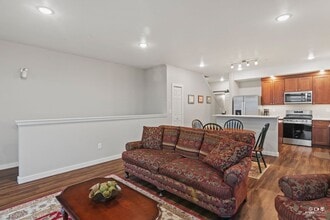 2101 Bowpicker Ln in Kenai, AK - Building Photo - Building Photo